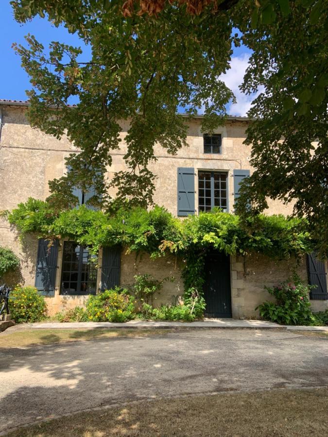 Bed and Breakfast Le Petit Manoir Brux Exterior foto